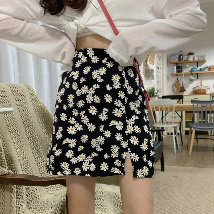Chân váy chữ A GENAISHA họa tiết hoa cúc xinh xắn thời trang cho nữ