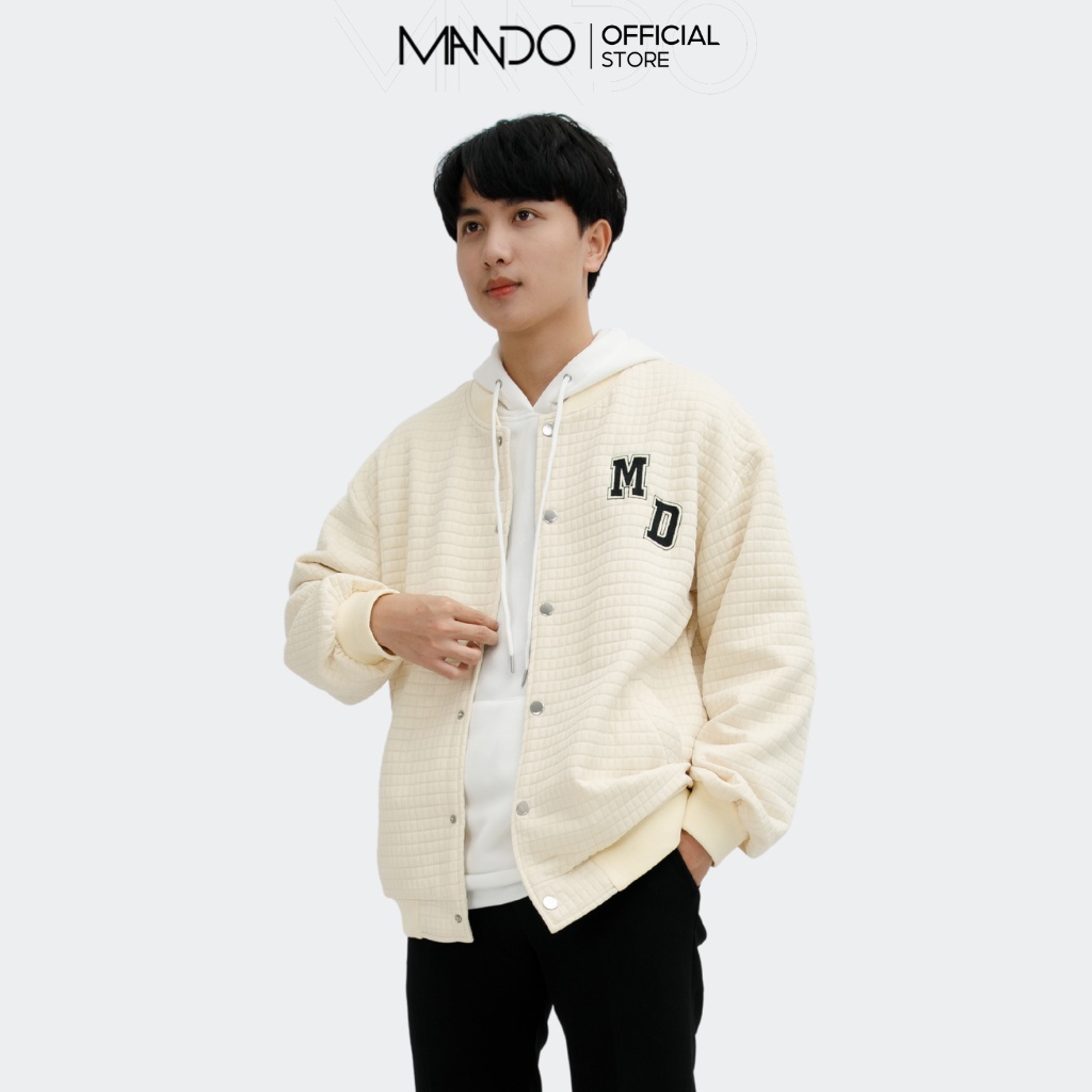 Áo Khoác Varsity Bomber Nỉ Xốp Cao Cấp Nam MANDO Họa Tiết Thêu 2 Màu Be Trắng Basic Unisex Form Rộng Hàn Quốc NDN095