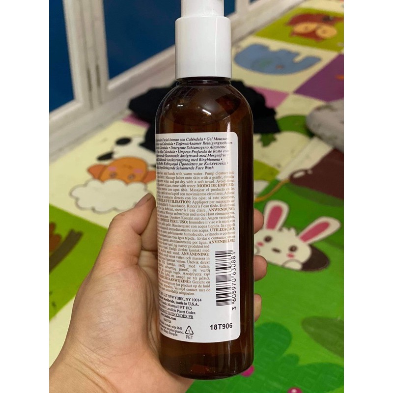 [Mã COS1904 giảm 8% đơn 300K] Sữa rửa mặt hoa cúc Kiehl's Calendula 230ml | BigBuy360 - bigbuy360.vn
