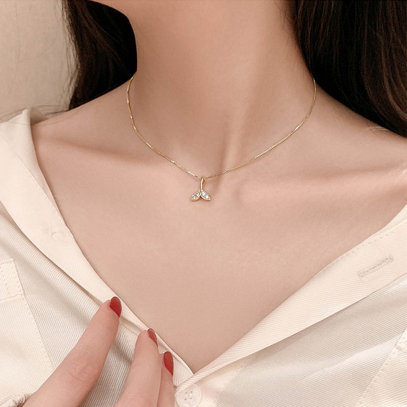 Vòng cổ mặt đuôi cá thiết kế đơn giản cá tính cho nữ
