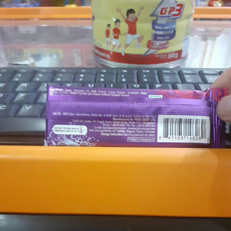 Kẹo Milk Chocolate Bar TREAT Bangladesh thanh 8g ( socola )