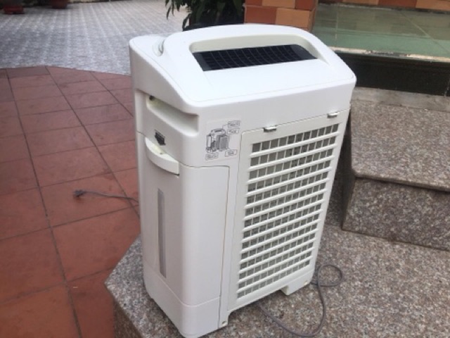 Lọc ko khí kiêm bù ẩm Sharp bánh xe đời cao