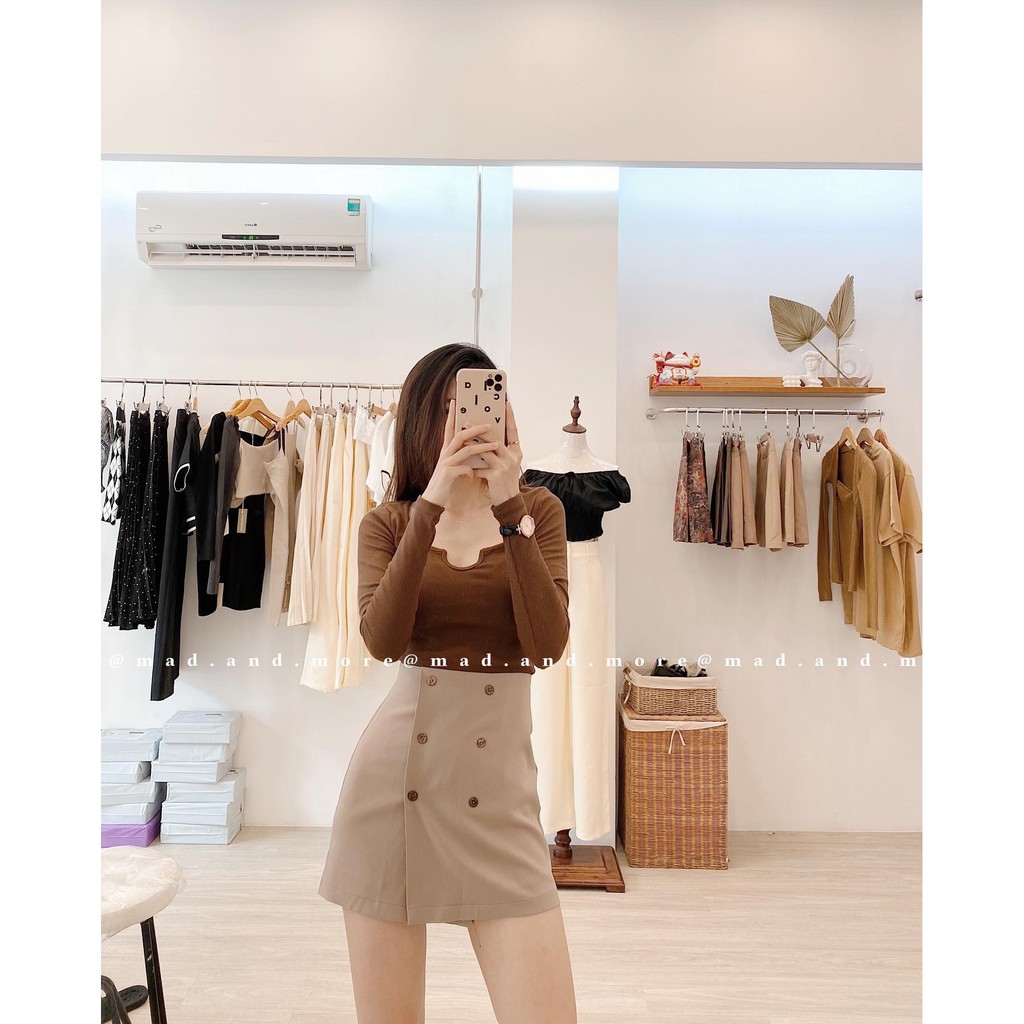 Chân váy 6 nút | BigBuy360 - bigbuy360.vn