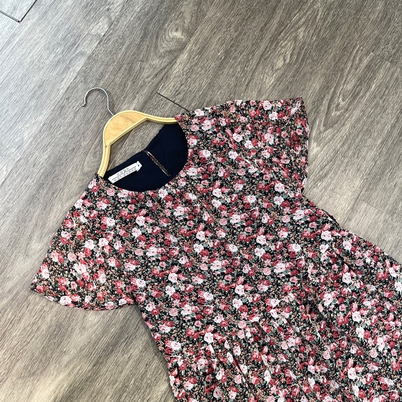 Váy hoa baby doll đỏ