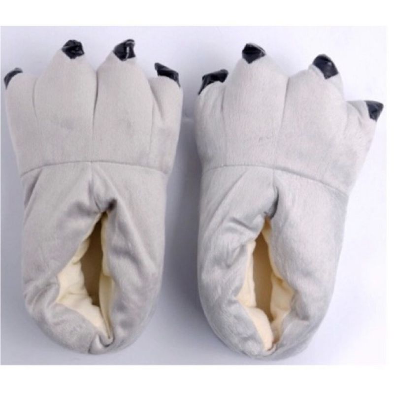 Dép mang trong nhà