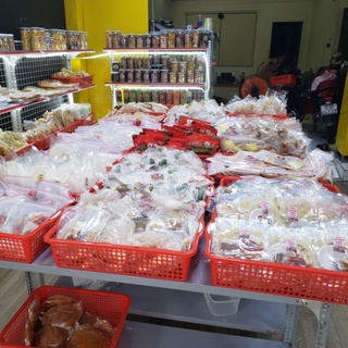 Bánh Dẻo Chấm Sốt Me Đậu Phộng