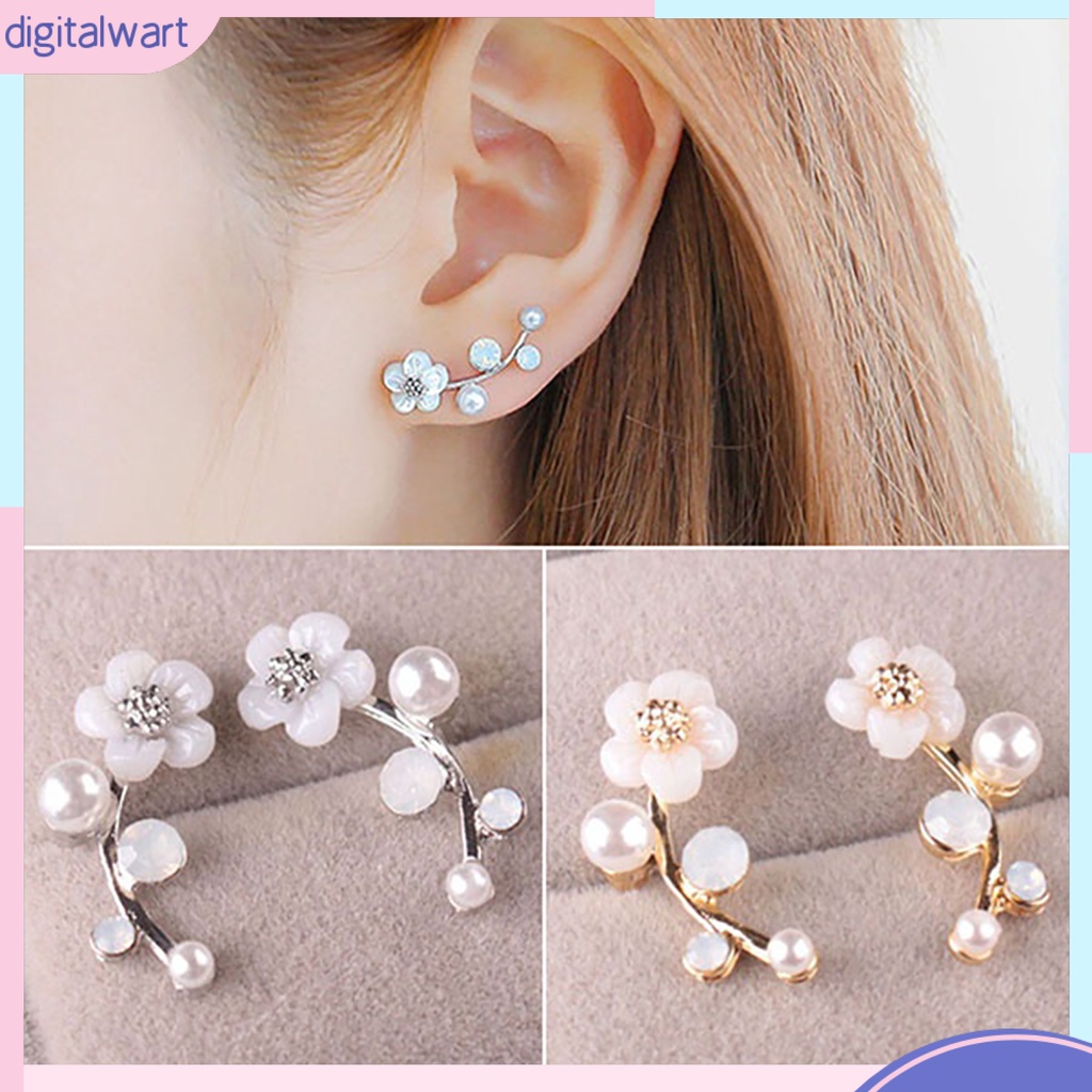 Đôi bông tai hình hoa phối đính ngọc trai thời trang cho nữ