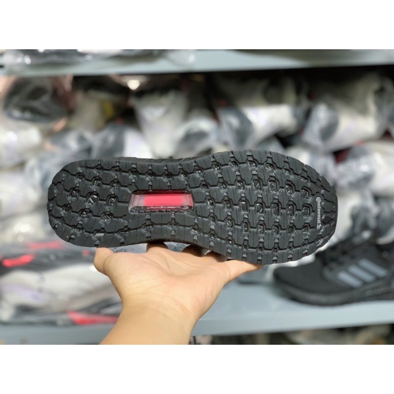 Giày Ultra Boost 20 Triple Black màu Đen