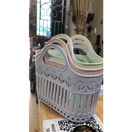 Giỏ, làn đi chợ xách tay bằng nhựa giá rẻ