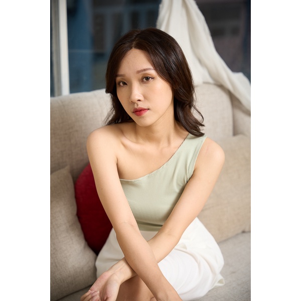 Áo croptop Maybi ôm thun không tay lệch vai