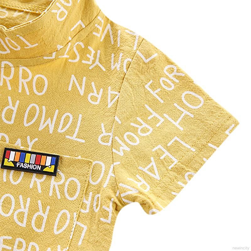 Áo thun tay ngắn in chữ &amp; quần short cho bé trai