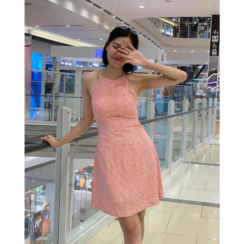 ĐẦM HOA CỔ YẾM HOADO DRESS
