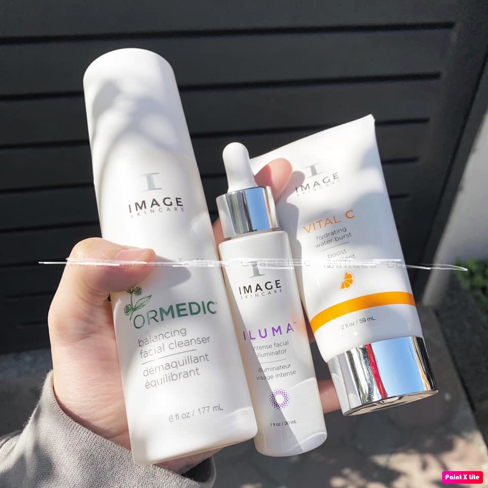 Sữa rửa mặt cân bằng da/ dưỡng ẩm làm sáng da Image Ormedic Balancing/ Vital C Hydrating Facial Cleanser