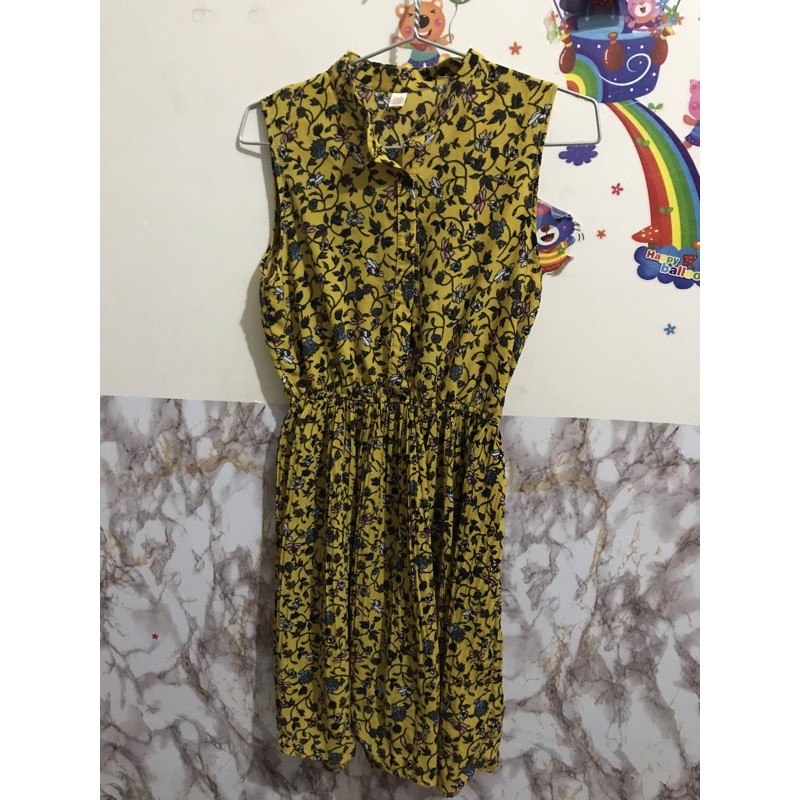Đầm hoa size m