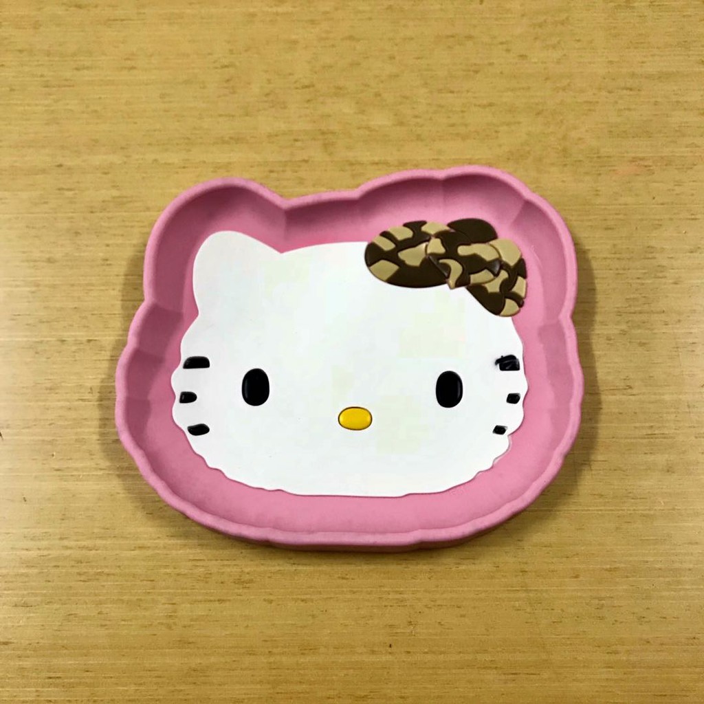 Miếng Lót Bảng Điều Khiển Xe Hơi Chống Trượt Hình Hello Kitty / Snoopy