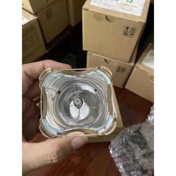 Bóng đèn máy chiếu TOP UHP 250W 1.35