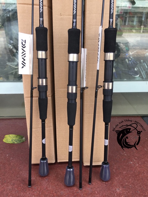 Cần Lure đứng Daiwa Crossfire 662/702 MS-SD