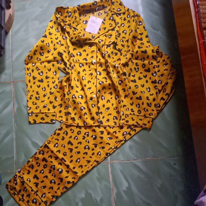 Thanh lý bộ satin beo