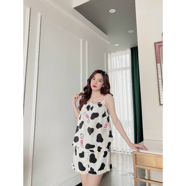 Bộ lụa đùi 2 dây bò sữa form rộng Bộ mặc nhà Linh Htt