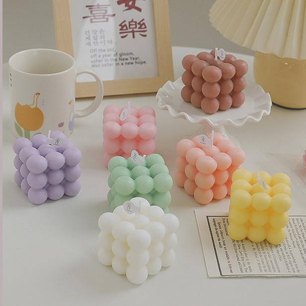 Nến thơm Rubic làm phụ kiện decor trang trí, phụ kiện chụp ảnh sản phẩm