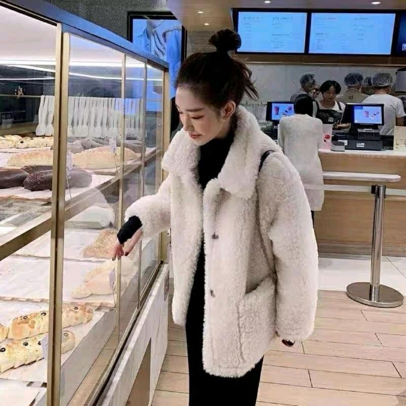 Áo khoác lông cừu kèm váy dáng suông - Set 2 món kèm video ảnh thật | BigBuy360 - bigbuy360.vn