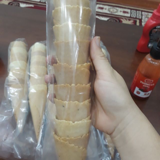 Vỏ ốc quế Trần Trân sét 10 cái giòn ngon