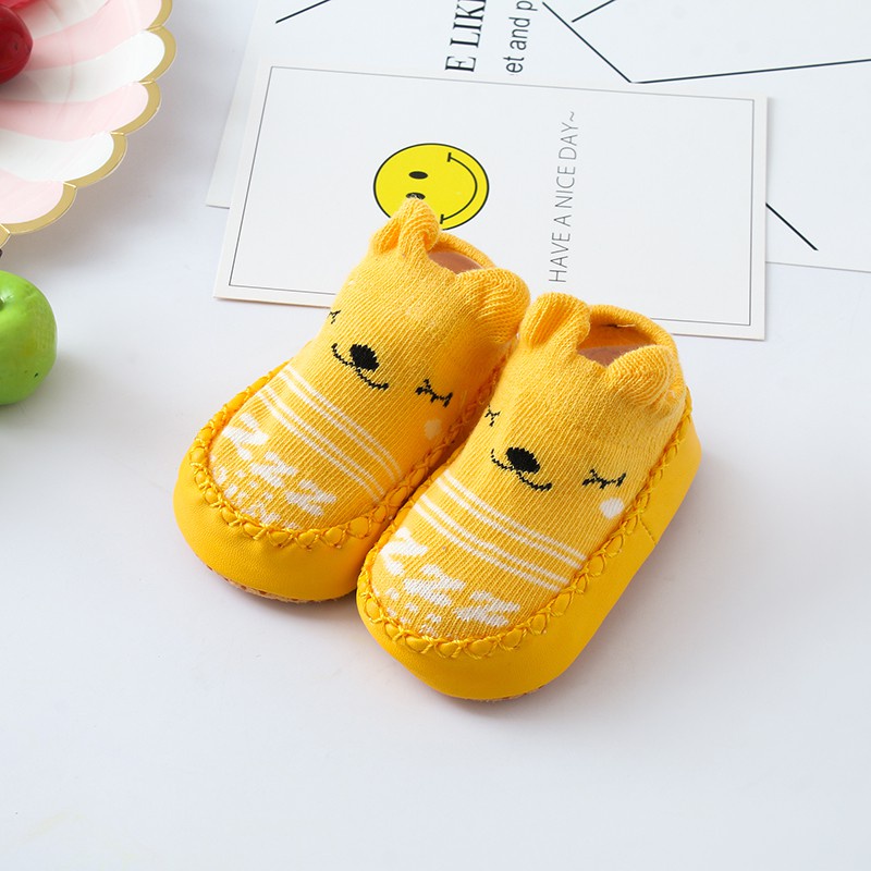 Giày tất tập đi chống trơn , giữ ấm cho bé sơ sinh 0-12 Tháng