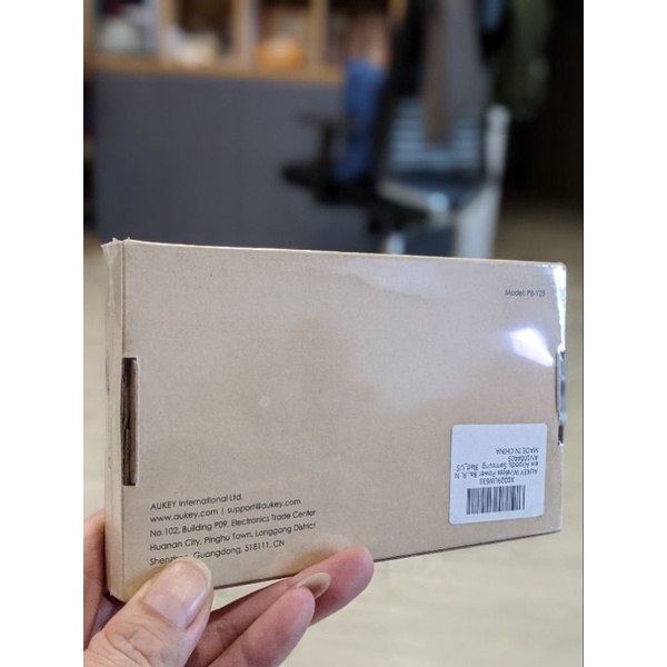 Sạc dự phòng không dây Aukey 8000mah