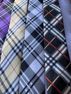 Cà vạt Burberry