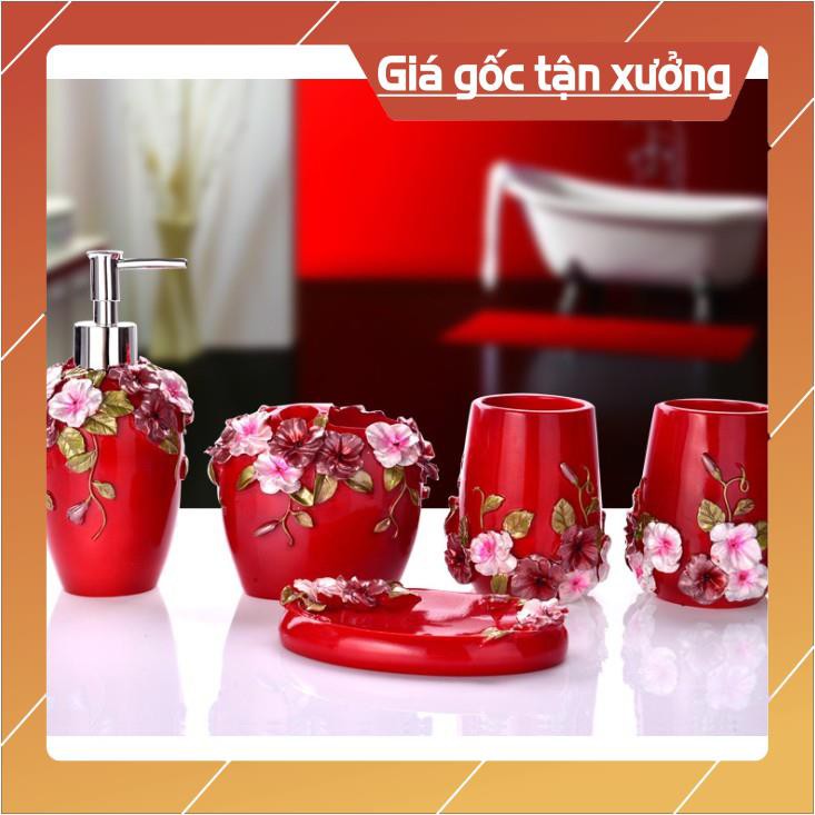 Bộ đồ dùng phòng tắm khắc hoa