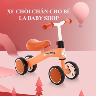 Xe chòi chân tập xe cho bé từ 1-2 tuổi