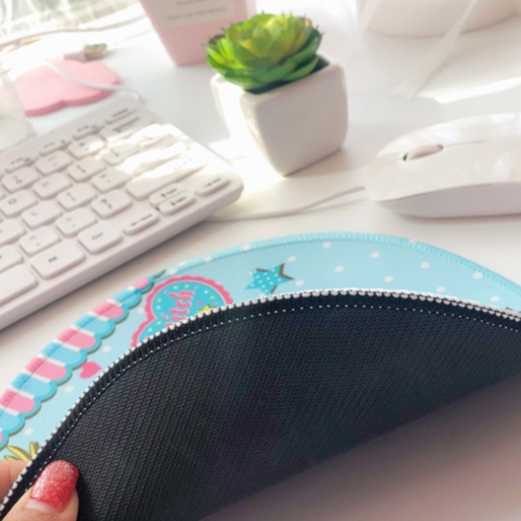 Miếng Lót Chuột Bằng Da Pu Chống Trượt Chống Thấm Nước Hình Mèo Hello Kitty