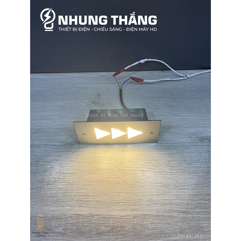 Đèn Âm Tường,Chân Cầu Thang DA-04 LED Hình Tam Giác- Chống Nước IP65 - Mặt Nhôm Cao Cấp - Bảo Hành 1 Năm - Có Video