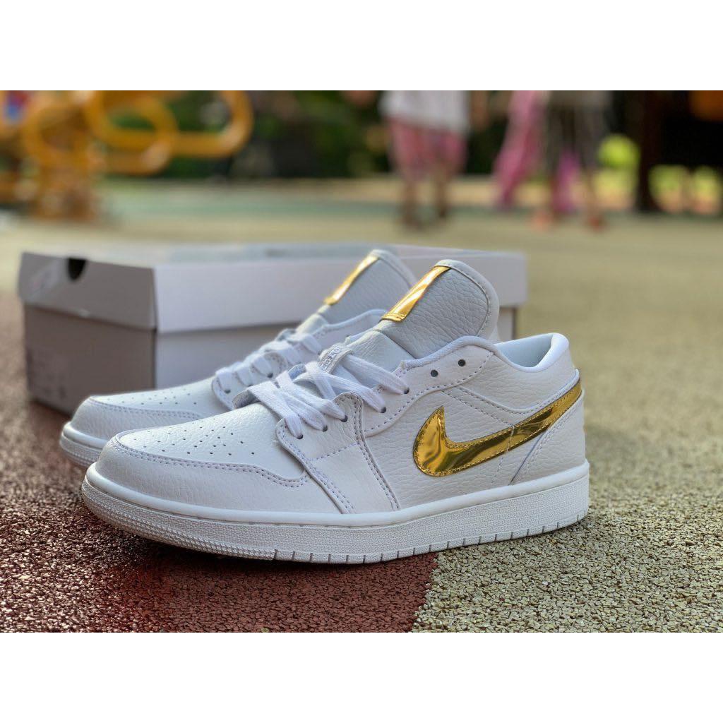 Giày Jo Đừn 1 Low Metallic White Gold (J1 thấp trắng vàng miếng)