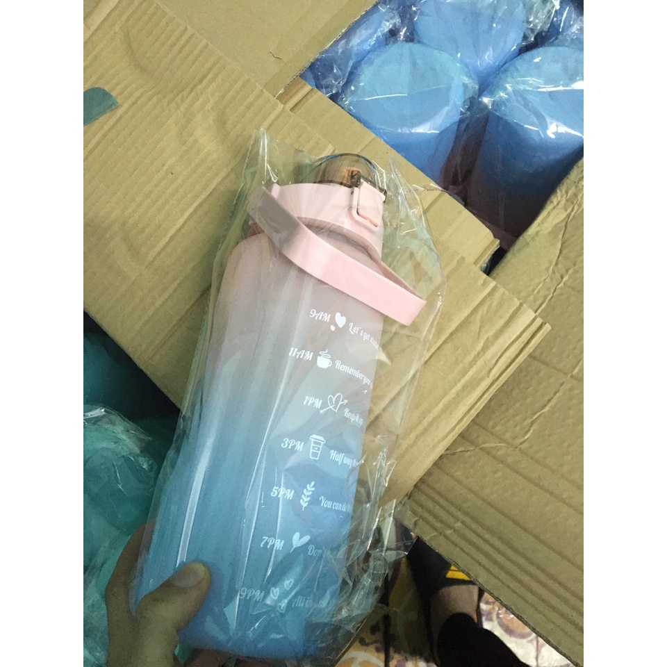Bình nước 2 lít cute chia vạch nhắc nhở bình đựng nước 2L có vòi tập gym thể thao
