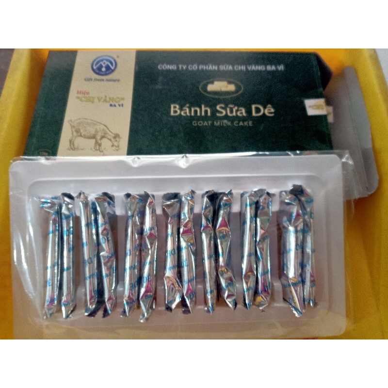 Bánh sữa dê thương hiệu chị vàng