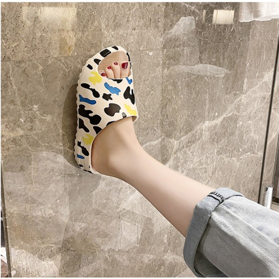 Dép quai ngang nữ bánh mỳ in hình BÒ SỮA SIÊU HOT- Sẵn hàng