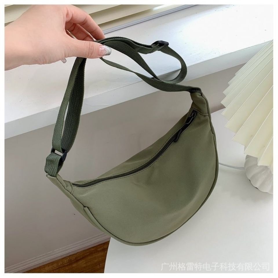 Túi Đựng Điện Thoại Đeo Chéo Vai Bằng Nylon Chống Nước Đơn Giản Phong Cách Hàn Quốc Cho Nữ