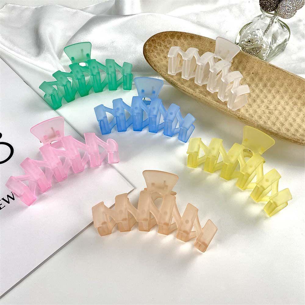 QQMALL Kẹp Tóc Nhựa Hình Cá Mập Màu Sắc Ngọt Ngào Dễ Thương Cho Nữ