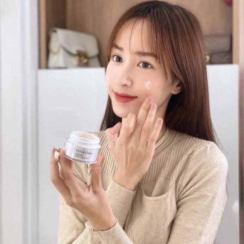 Kem nám Transino ban đêm