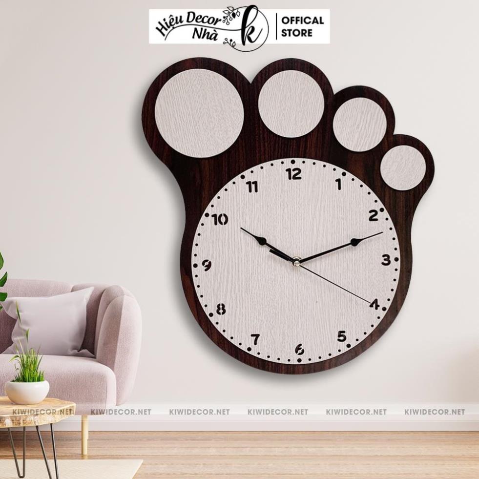 Đồng Hồ Treo Tường Decor Dễ Thương Hình Chân Gấu Phong Cách Vintage, Trang Trí HomeStay - Hiệu Nhà K