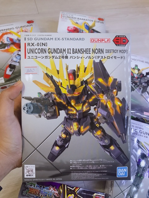 Mô hình gundam lắp ráp nâng cao trí tuệ