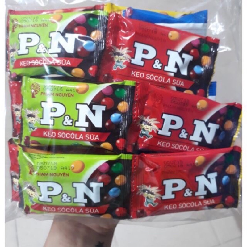 Bịch 30 gói kẹo sô cô la sữa phạm nguyên