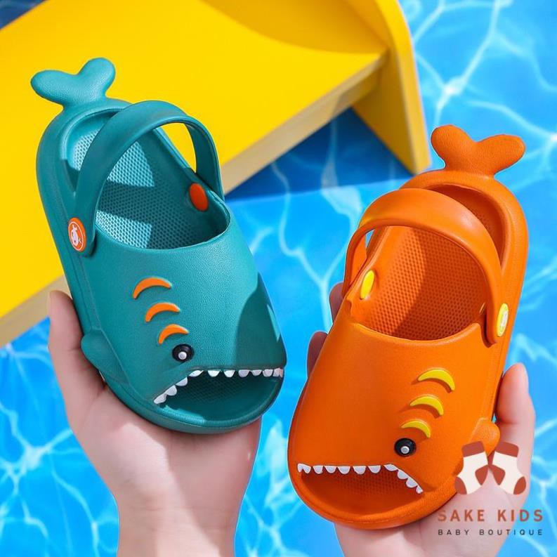 Dép cho bé trai bé gái - Dép lê cho bé từ 1 đến 3 tuổi Baby Shark siêu nhẹ đế chống trơn trượt có quai sau EVA cá mập