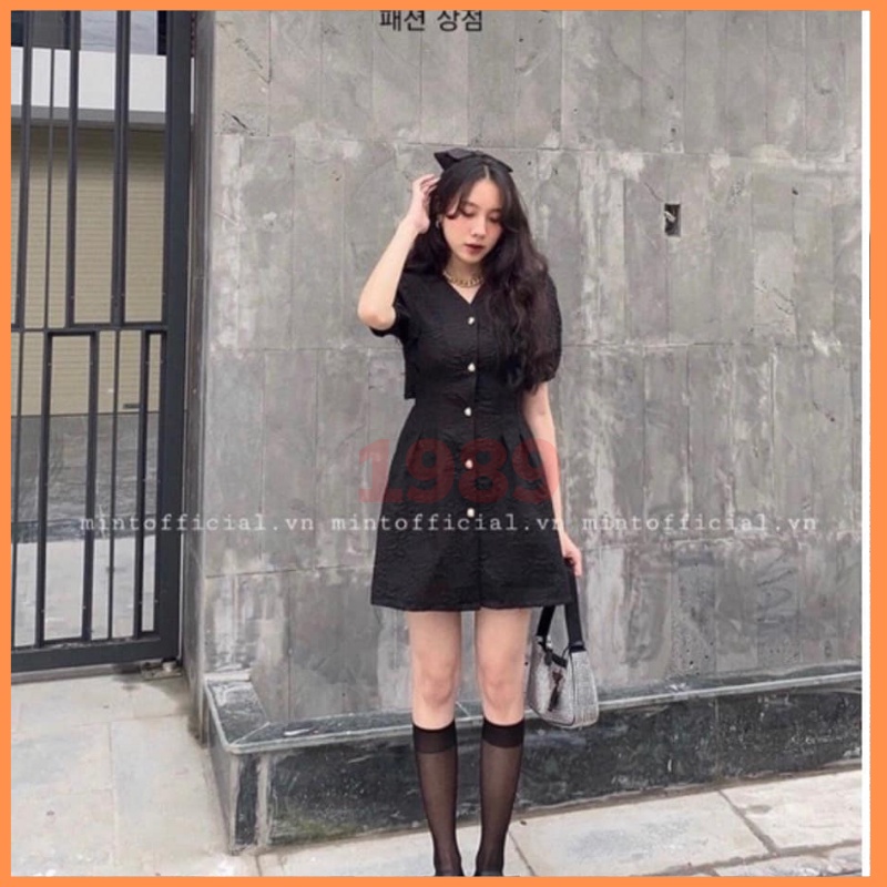 Váy gấm hở lưng hoạ tiết nổi tay bồng xinh xắn MÂY_1989