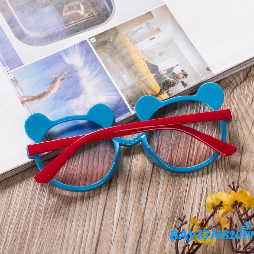 Kính mát hình gấu dễ thương chống UV cho bé
