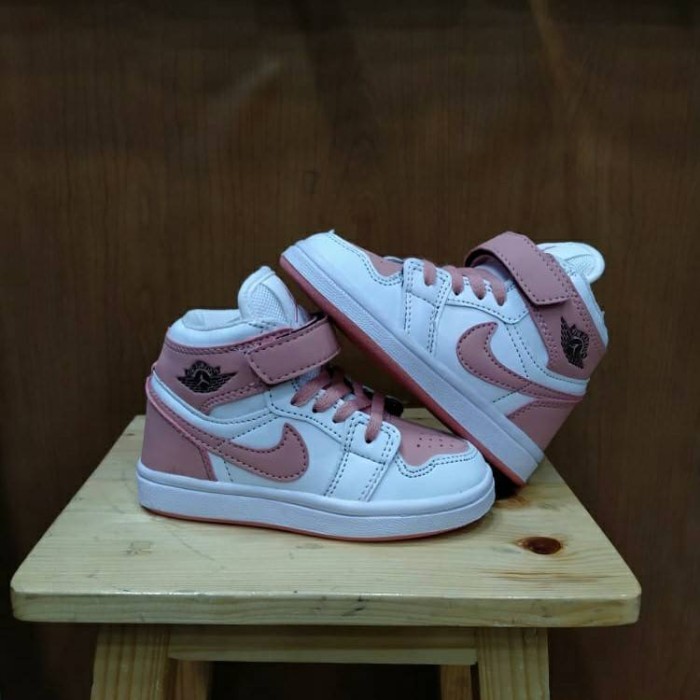 Giày Thể Thao Nike Jordan Thời Trang Năng Động Cho Bé Gái