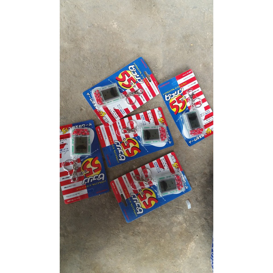 Máy chơi game mini tiện lam móc khóa của Nhật Bản