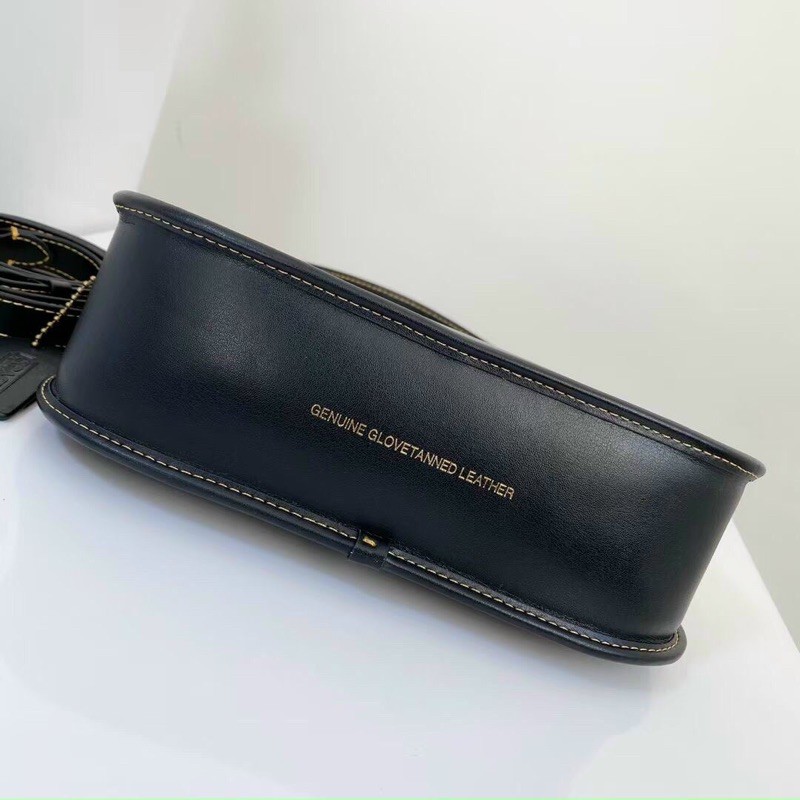 TÚI COACH SWINGER C0638