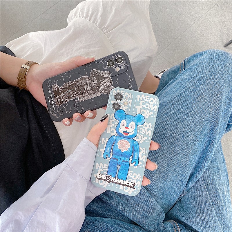 Couples Cartoons KAWS Case For Iphone 11 12 Pro Max Xr Xs Max 7 8 Plus Se 2020